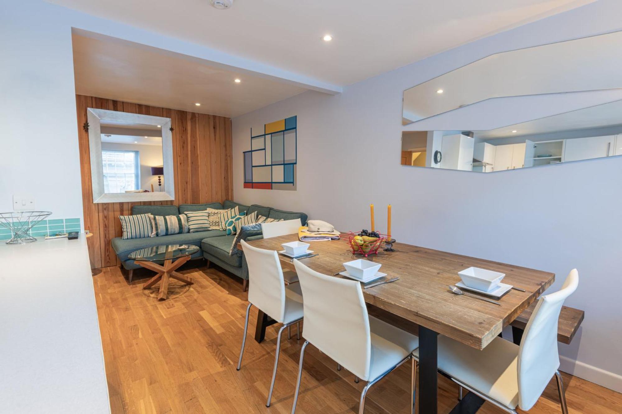 Quayside, Holiday home